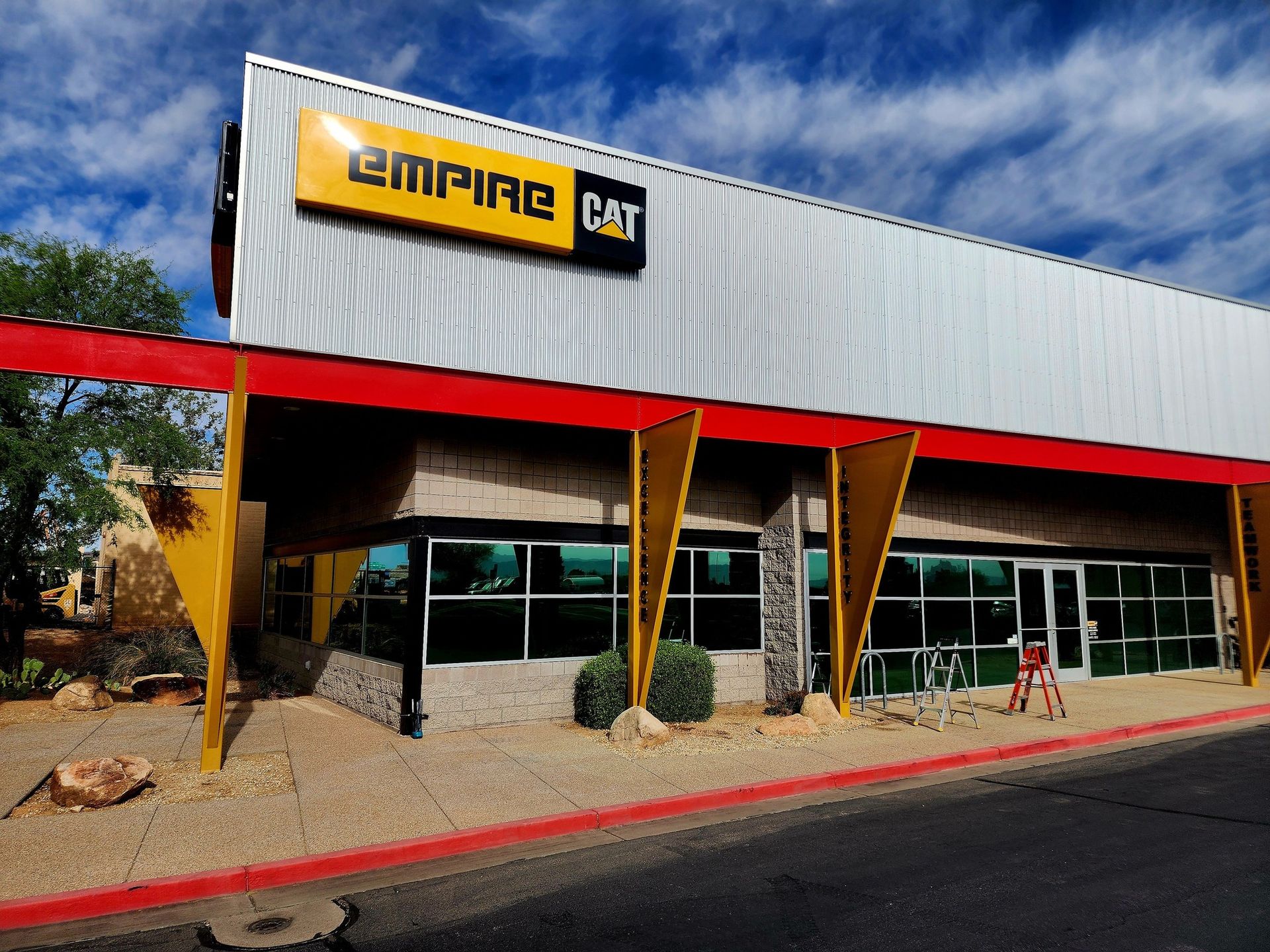 Picture of Empire CAT Building in Kingman Arizona after being cleaned
