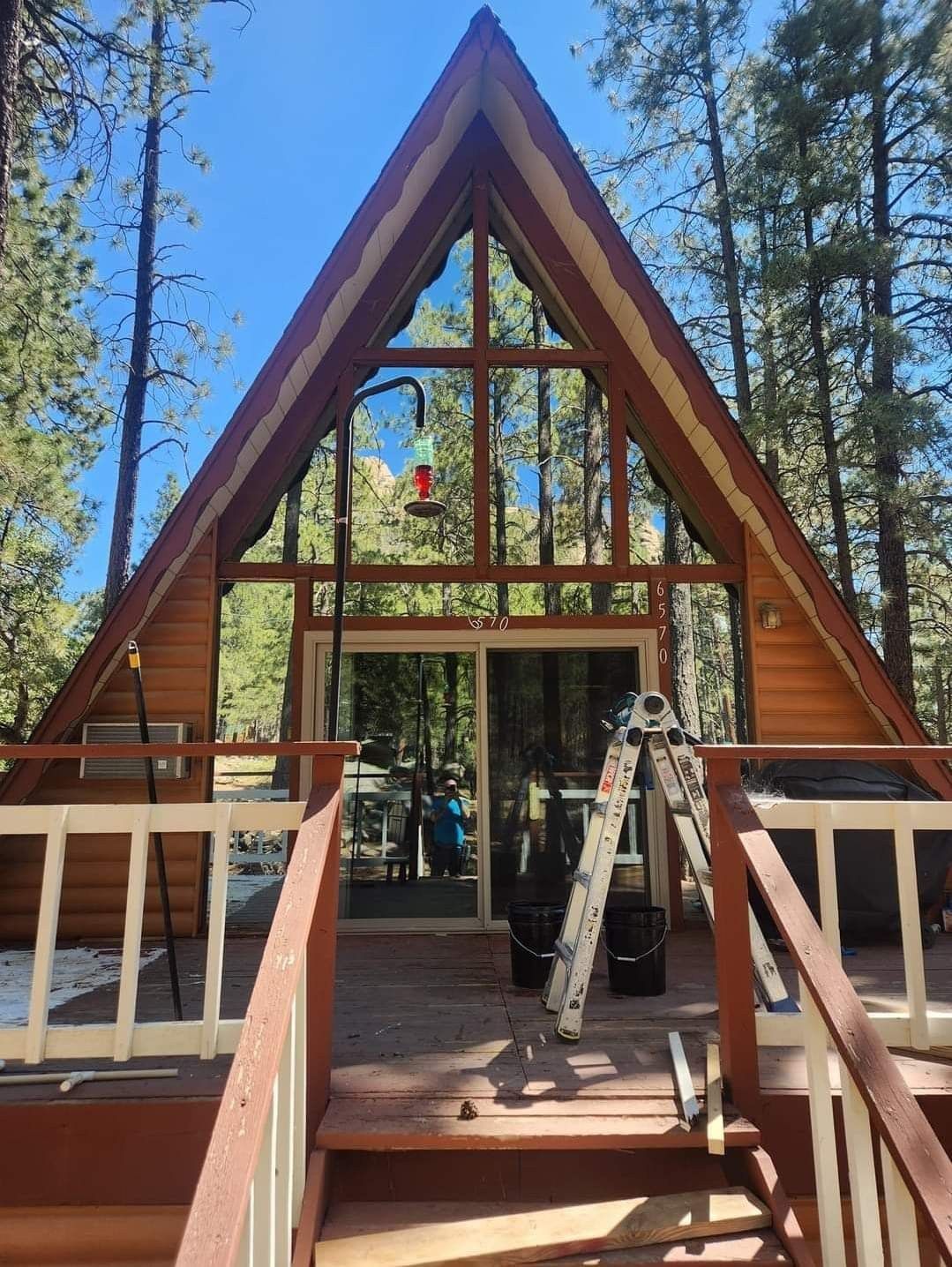 picture of cleaned windows on an A-Frame Log Cabin